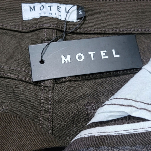 Motel Denim Seam Bootleg Split Jeans Bitter Chocolate Brown - Picture 9 of 11